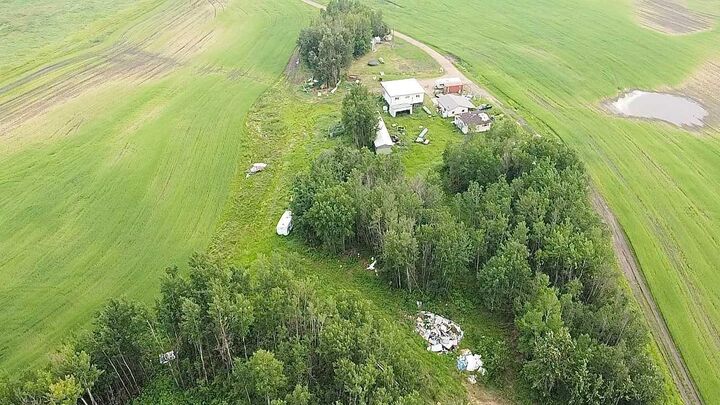 Property Photo: 203068 Township Road 662 AB T0A 0M0