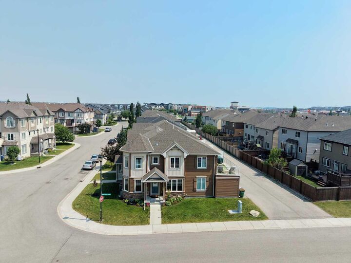 Property Photo: 1575 Windstone Road SW AB T4B 3X6