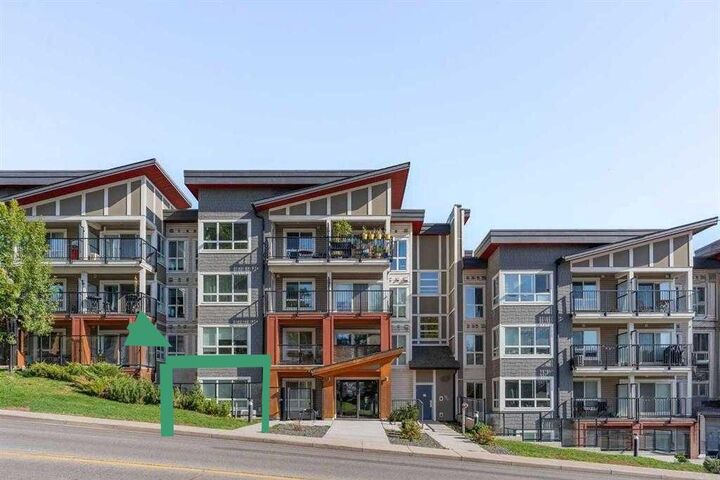 Property Photo: 510 Edmonton Trail NE 128 AB T2E 0J7