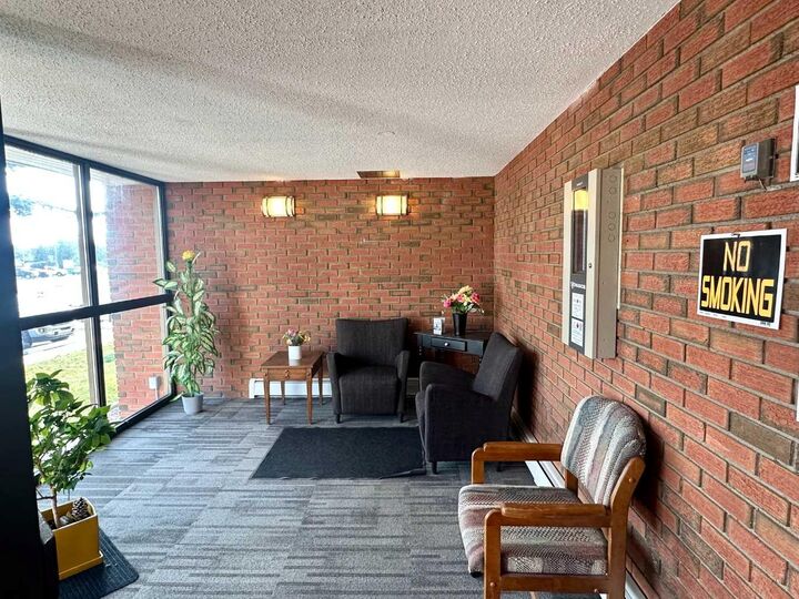 Property Photo: 1 Chinook Crescent W 201 AB T0L 0T0