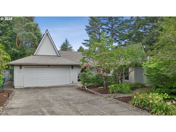 Property Photo: 4200 SW 53rd Ave OR 97221