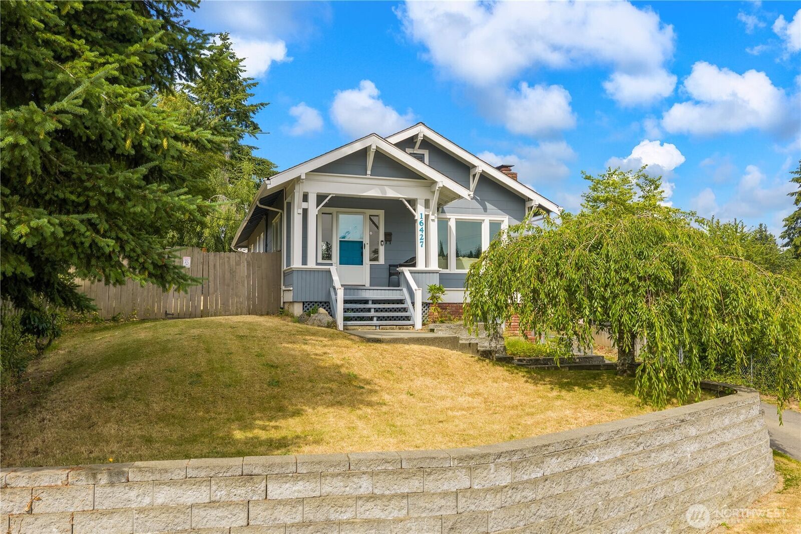 Property Photo:  16427  109th Avenue SE  WA 98055 
