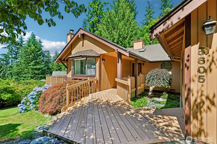 Property Photo:  5605  101st St SW  WA 98275 