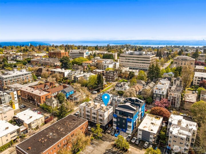 Property Photo: 1317 E Denny Way WA 98122