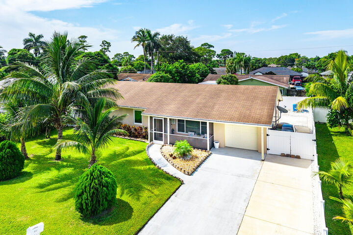 Property Photo:  3632 Noreen Avenue  FL 33436 