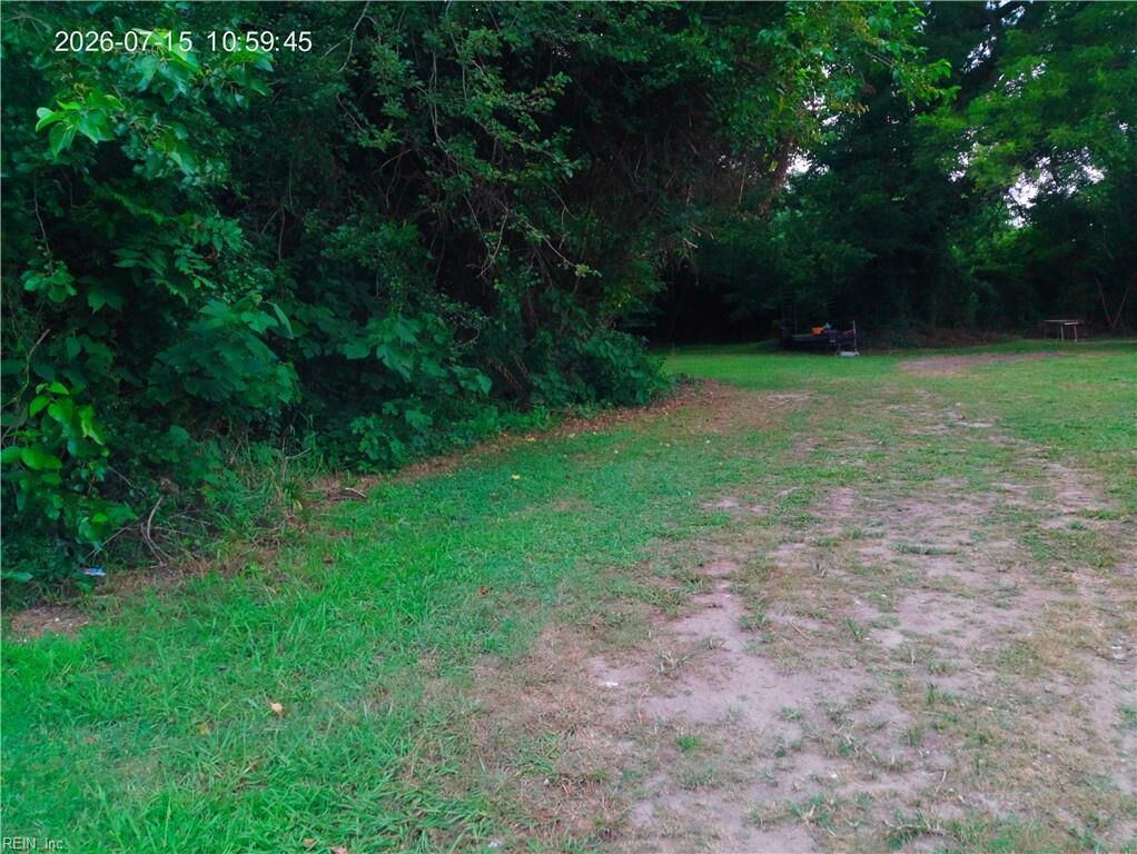 Property Photo: 916 Quash St VA 23669