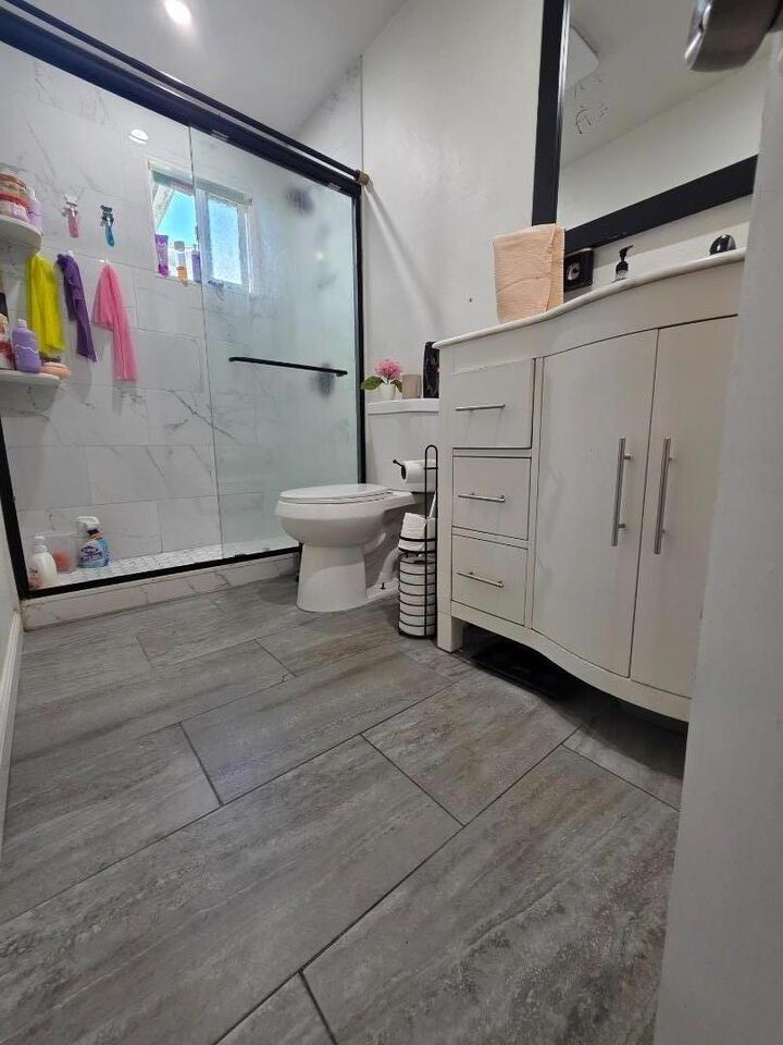 Property Photo: 1323 2nd Avenue CA 94401