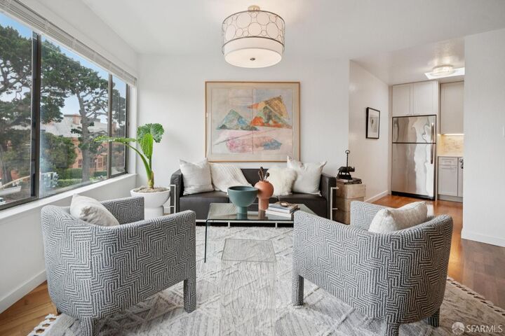 Property Photo: 3501 Laguna Street 307 CA 94123