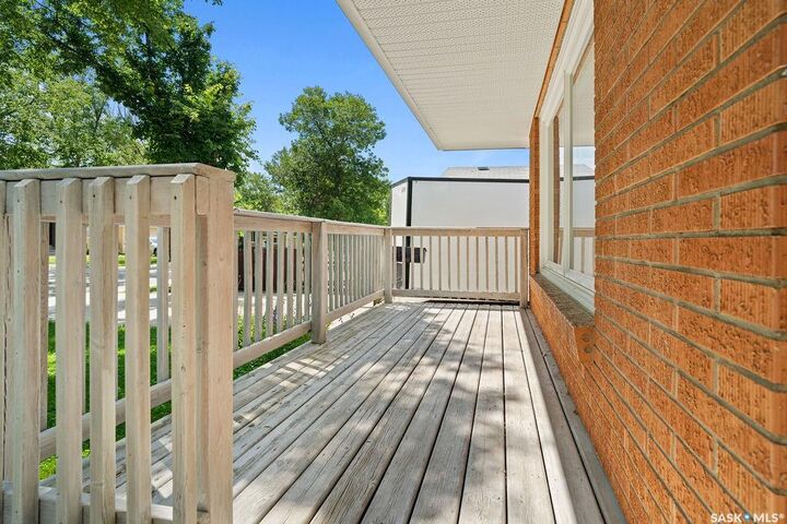 Property Photo: 3720 Allen Avenue SK S4S 1A2