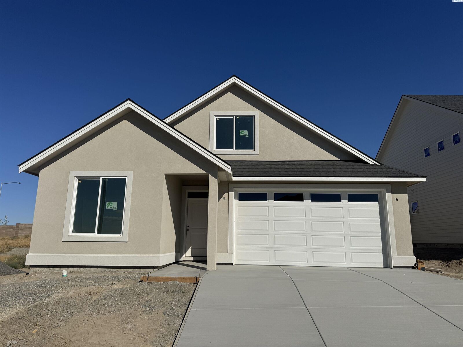 Property Photo: 2960 Meadowlark Avenue WA 99352