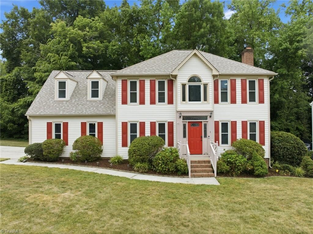 Property Photo: 1 Downing Ridge Court NC 27407