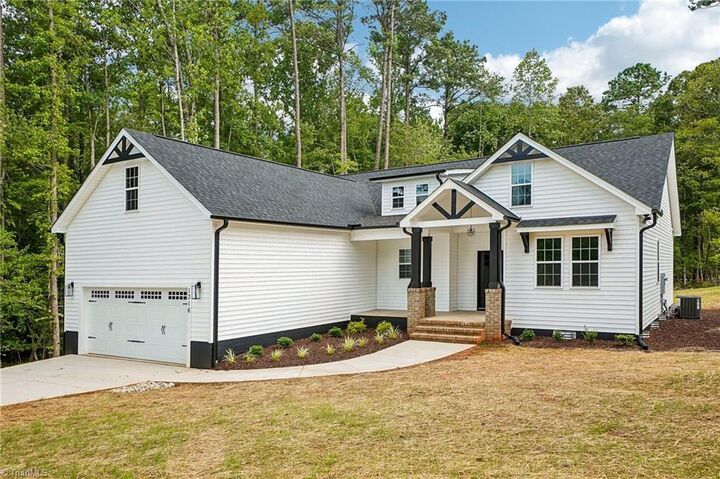Property Photo: 1316 Sagamore Drive NC 27549