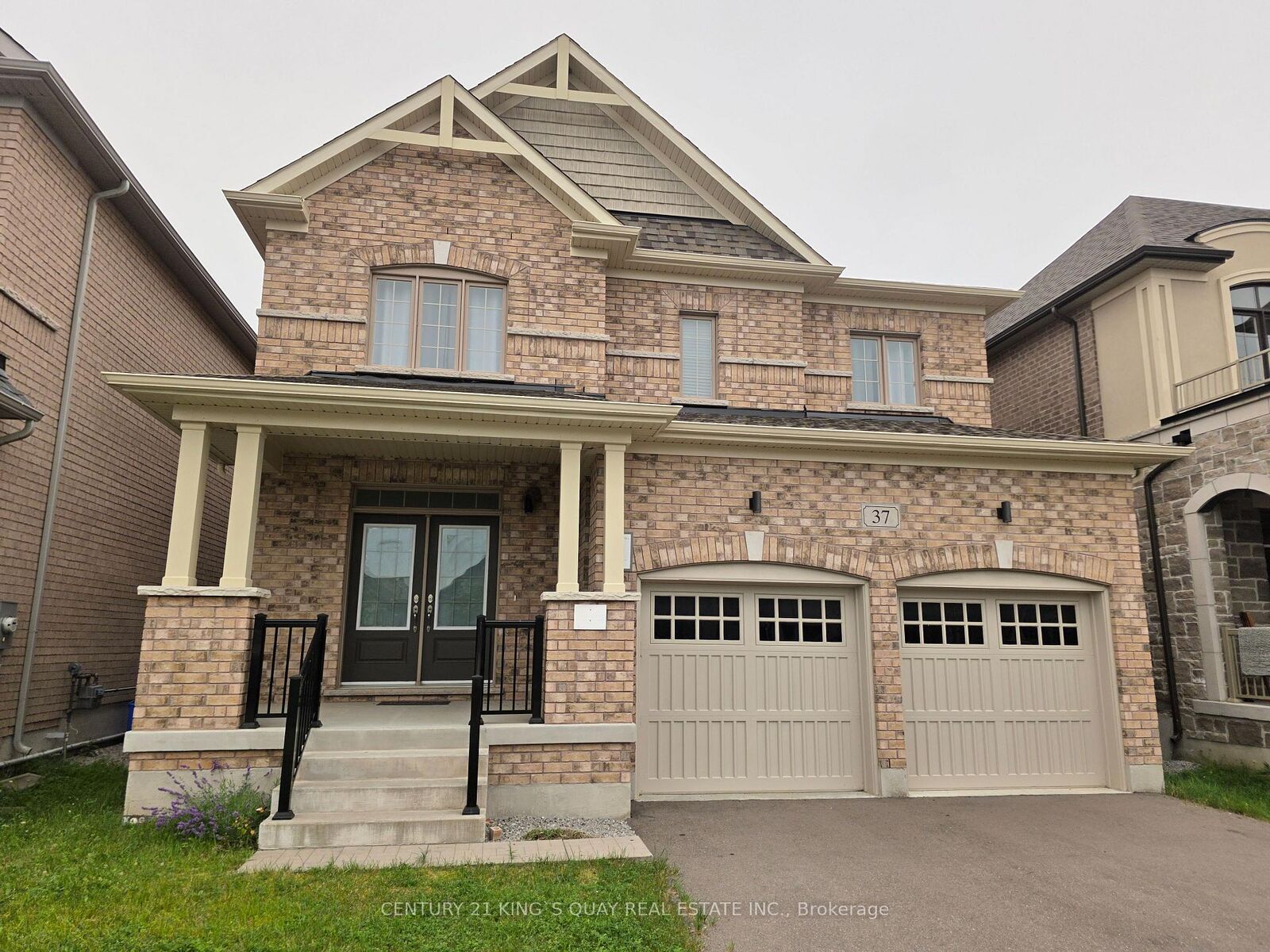 Photo de la propriété:  37 Pietrowski Drive  ON L4P 0K2 