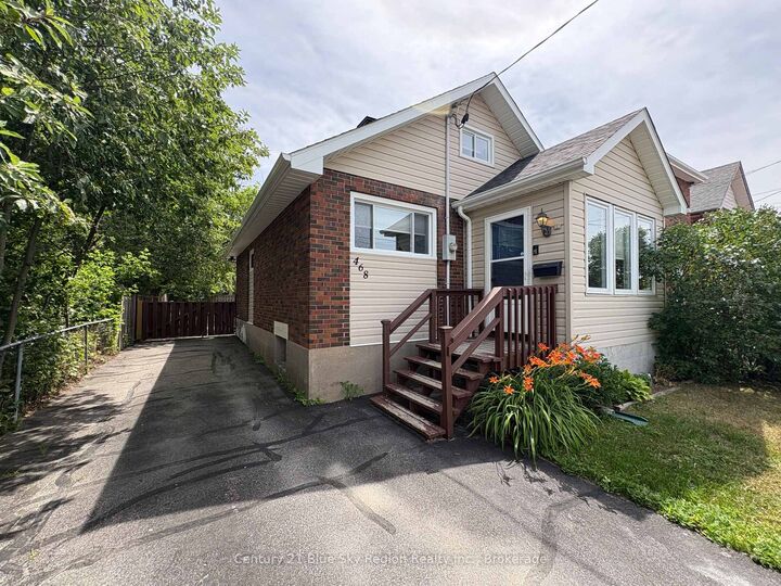 Photo de la propriété: 468 King Street W ON P1B 6A2