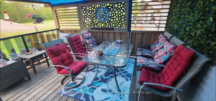 Property Photo: 11 Tamarack Court ON L0G 1W0