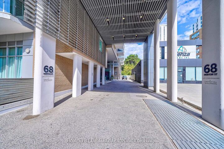 Property Photo: 68 Merton Street 204 ON M4S 1A1