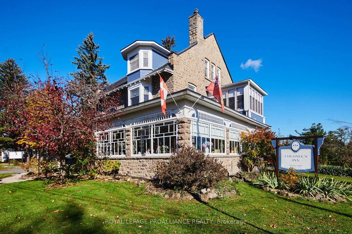 408 East Street — photo 1