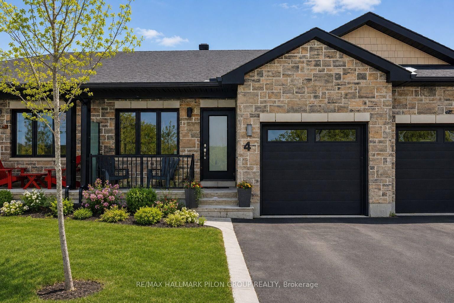 Property Photo: 4 Morgan Clouthier Way ON K7S 0H9