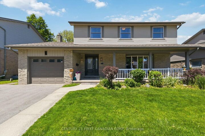 796 Viscount Road — photo 1