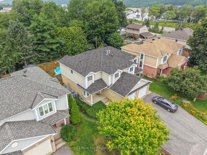 Property Photo:  661 Tackaberry Drive  ON P1B 8R1 