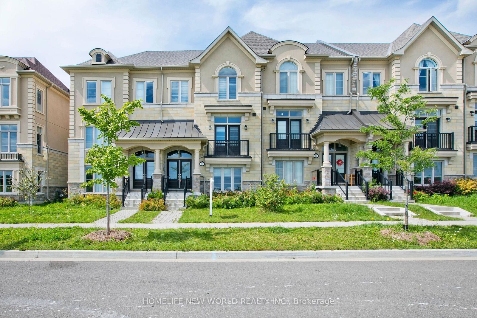 Property Photo: 18 Campobello Street ON L6A 5B3
