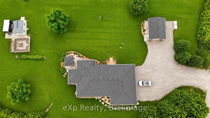 Property Photo: 207 Edmund Street ON N0G 1C0