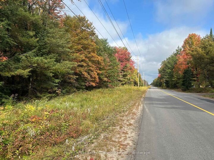 Photo de la propriété:  Pt2 35R 132264 Bonnie Lake Road  ON P1L 1W9 