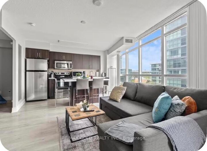 Property Photo: 215 Fort York Boulevard 620 ON M5V 4A2