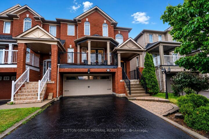 43 Mainland Crescent — photo 1