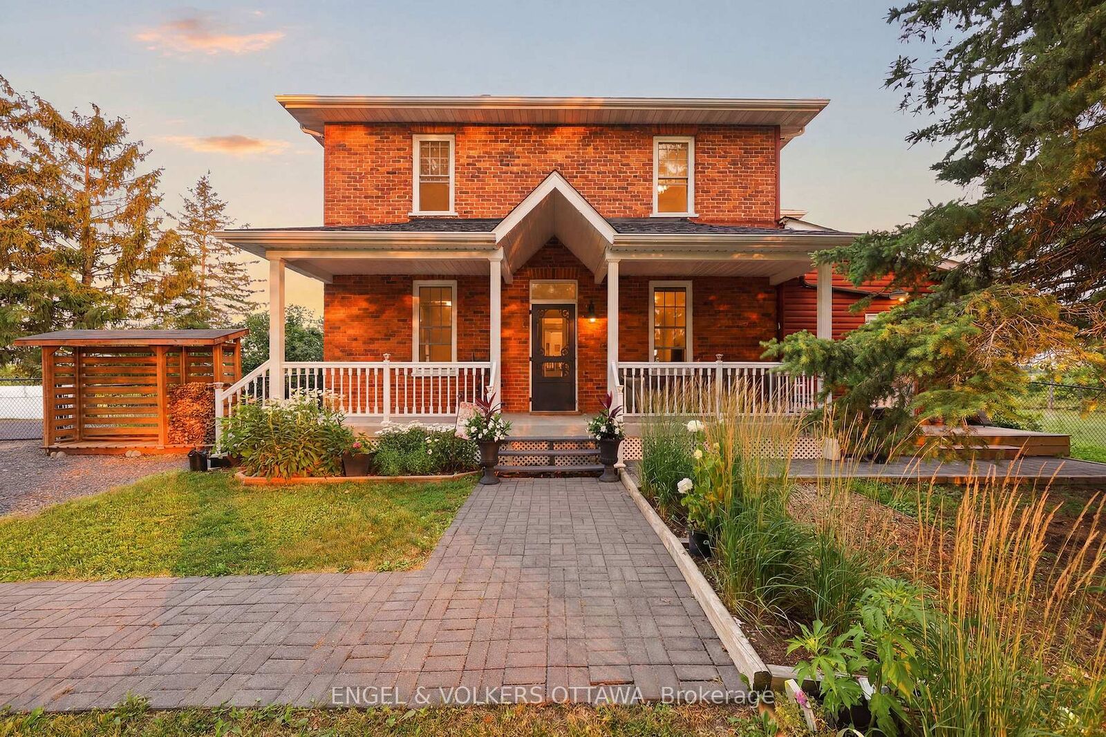Property Photo: 20923 County Road 25 N/A ON K0C 1A0