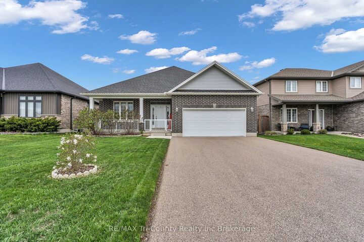 18 Crocus Avenue — photo 1