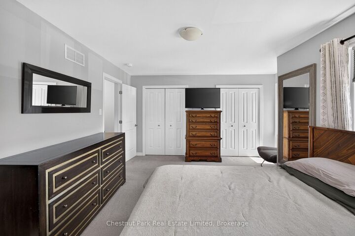 Property Photo: 239 King Street ON K7C 0G9