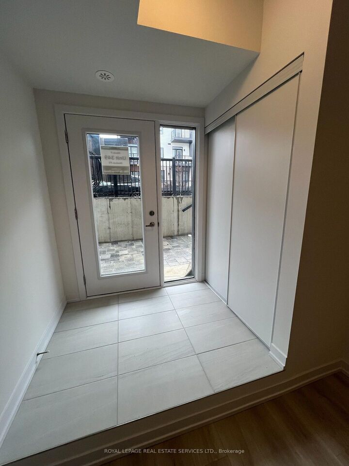 Property Photo: 25 Palace Street P35 ON N2E 0L3