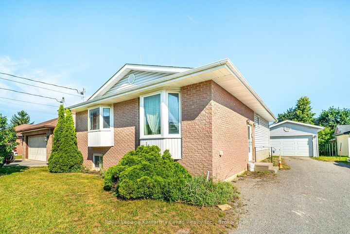 Photo de la propriété: 182 Colborne Street W ON K9V 6A1