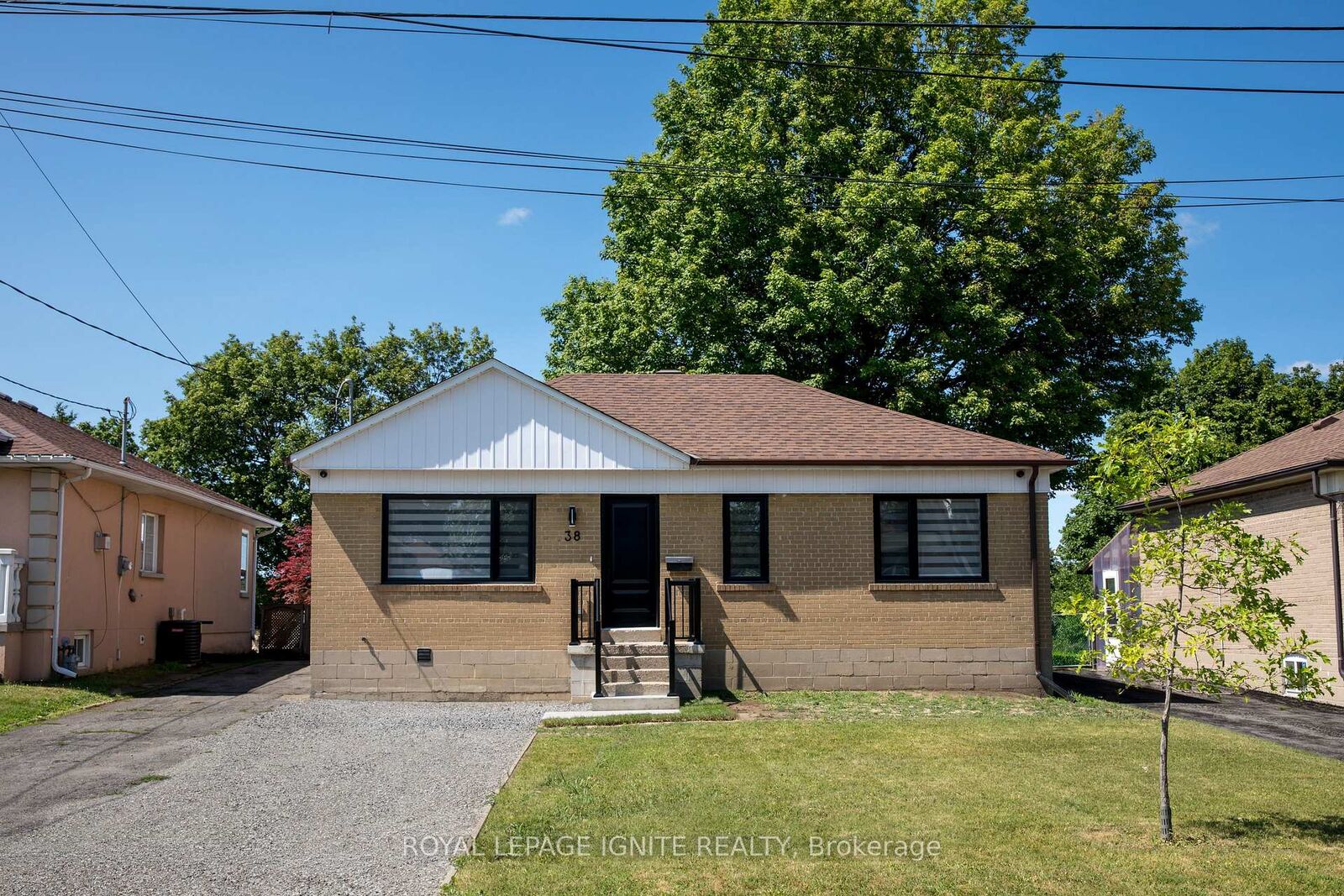 Property Photo: 38 Parent Avenue Bsmt ON M3M 1Z7
