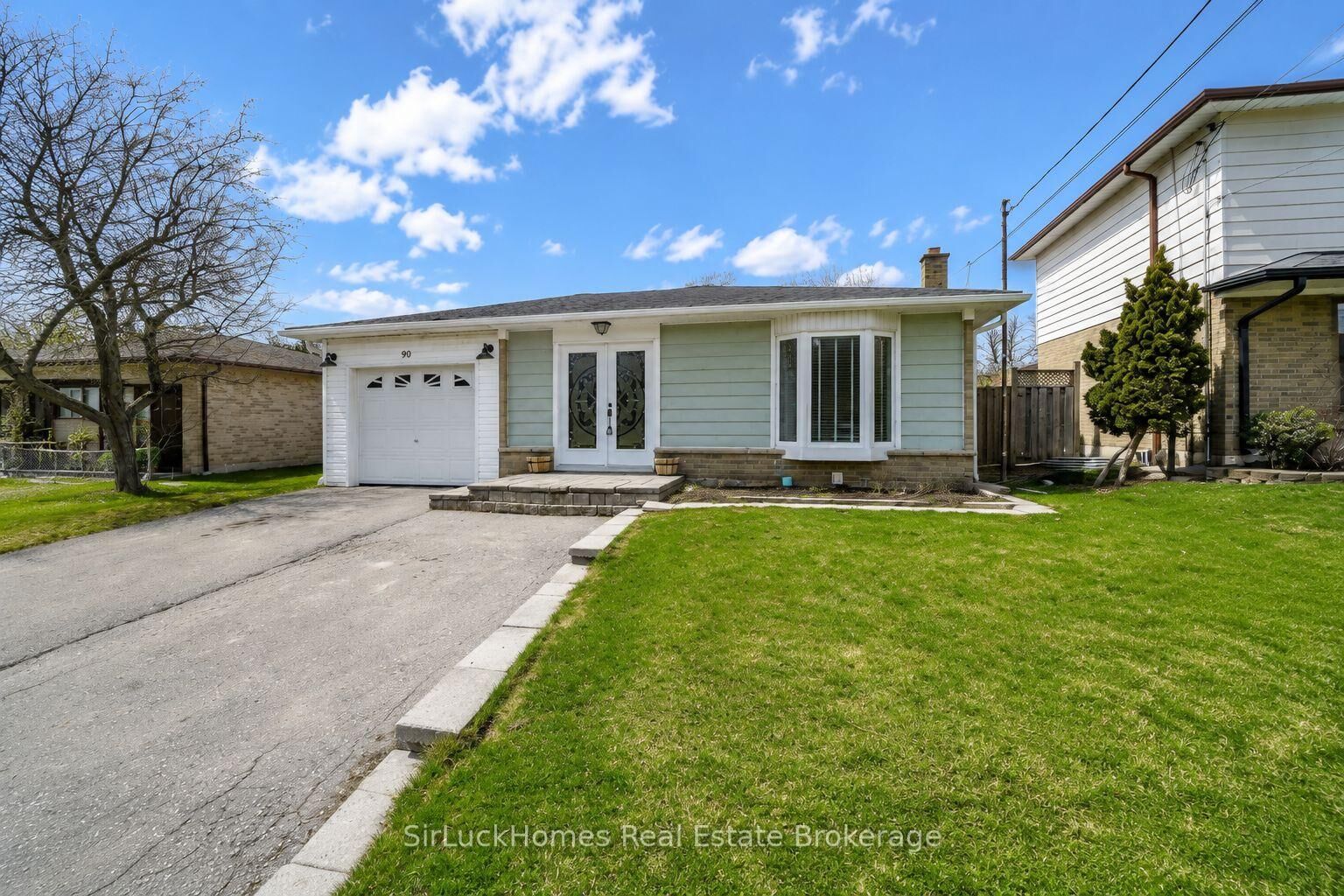 Property Photo: 90 Mountainview Road S ON L7G 4K5