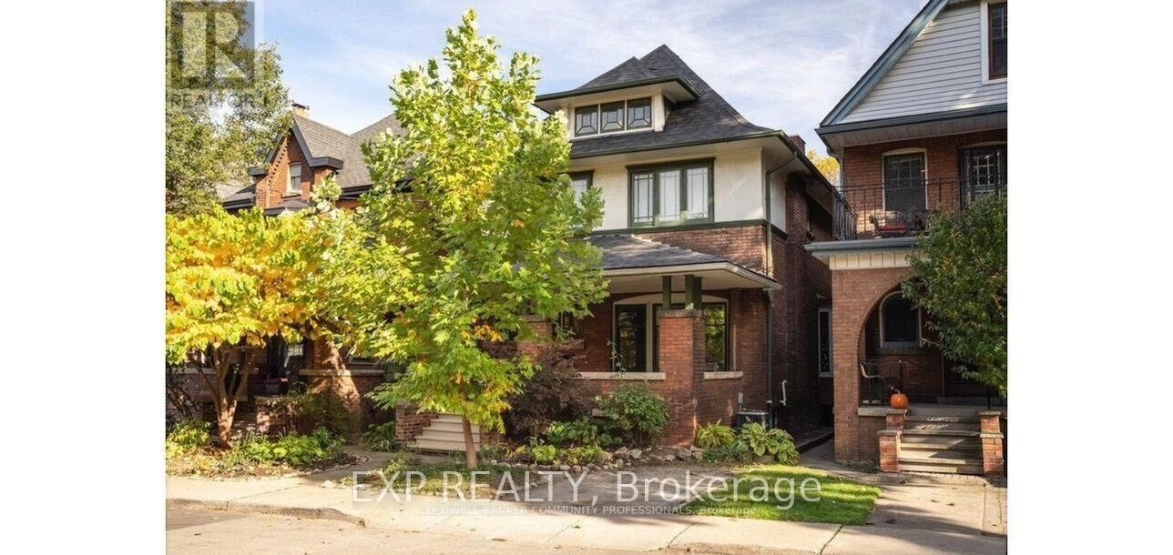Property Photo: 31 St Clair Avenue ON L8M 2N4