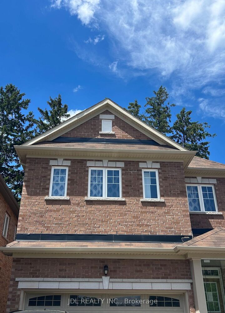 Property Photo: 15 Wildflower Way Unit Aa, 2nd Floor ON M1E 2T1