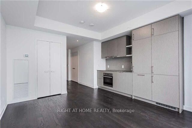 Property Photo: 100 Harbour Street 2408 ON M5J 2T5