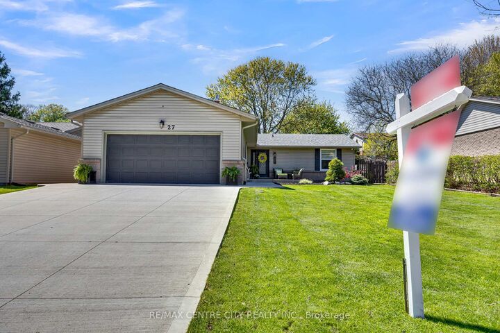 Property Photo: 27 Bartlett Crescent ON N6K 1W3