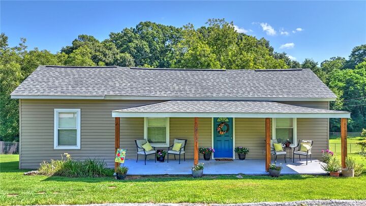 Property Photo: 312 Cateechee Trail SC 29630