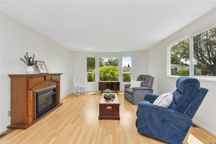 Property Photo:  2020 Gateside Pl  BC V8L 4G2 