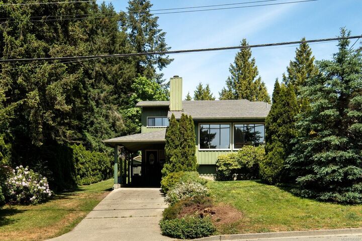 764 Mann Ave — photo 1