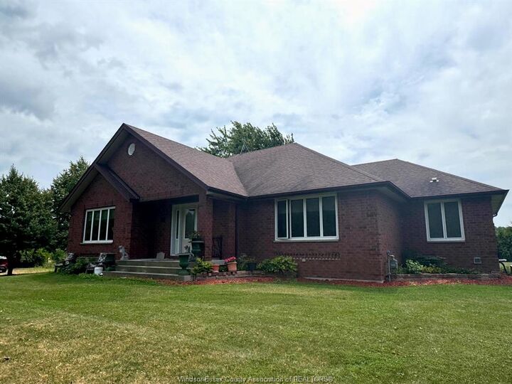 9773 9th Concession Rd. — photo 1