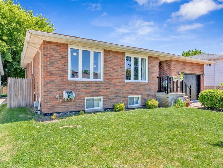 Property Photo: 24 Camelot Avenue ON N8H 4V6