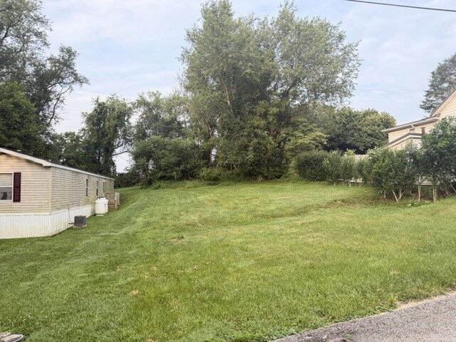 Property Photo: 68 Buckeye St PA 15601