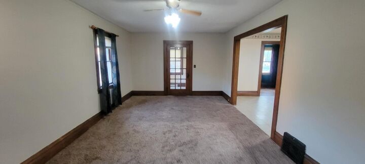 Property Photo:  18 SW 9th Avenue  SD 57401 