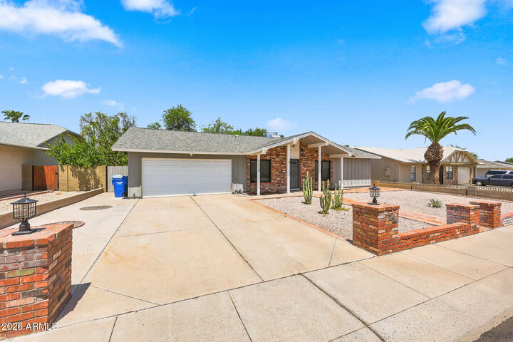 Property Photo:  5028 E Shomi Street  AZ 85044 