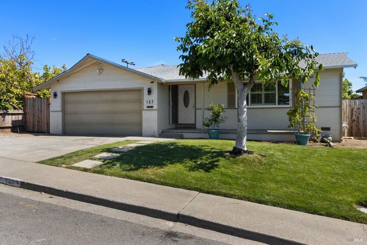 Property Photo: 127 Whitecliff Drive CA 94589