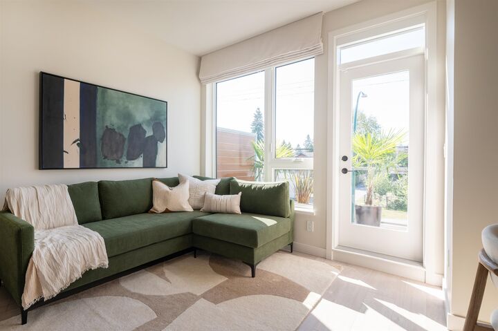 Property Photo: 921 Grant Street 220 BC V3J 0S2